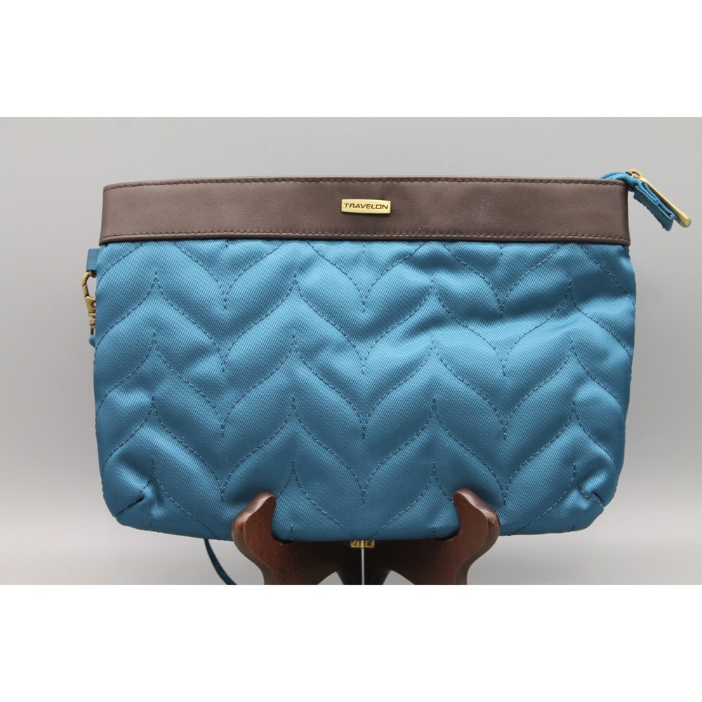 Travelon RFID Blocking Wristlet Clutch Blue Quilted Organizer Wallet Purse